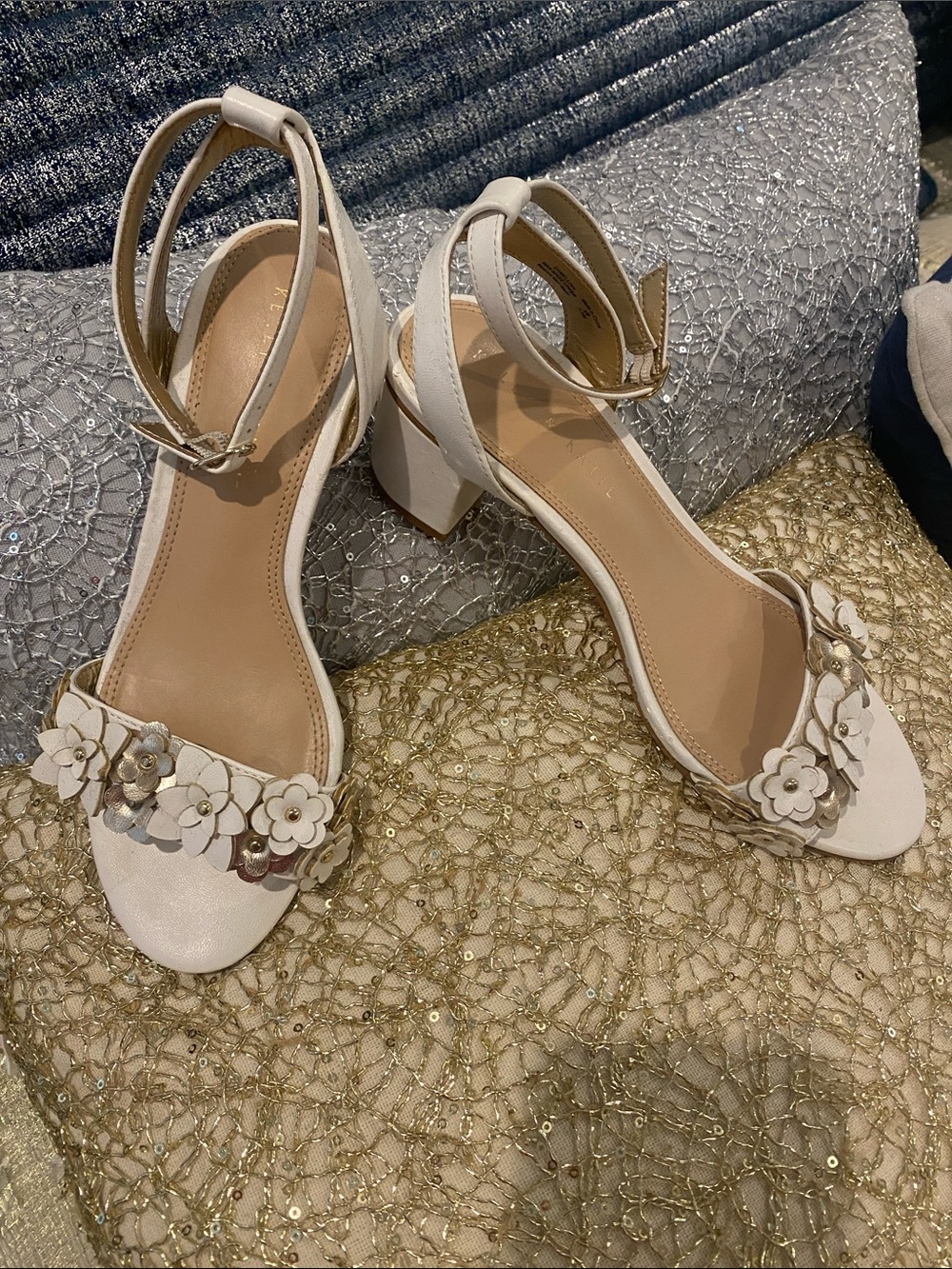 Kelly & Katie Ivory Floral Ankle-Strap Block Heel Sandals
